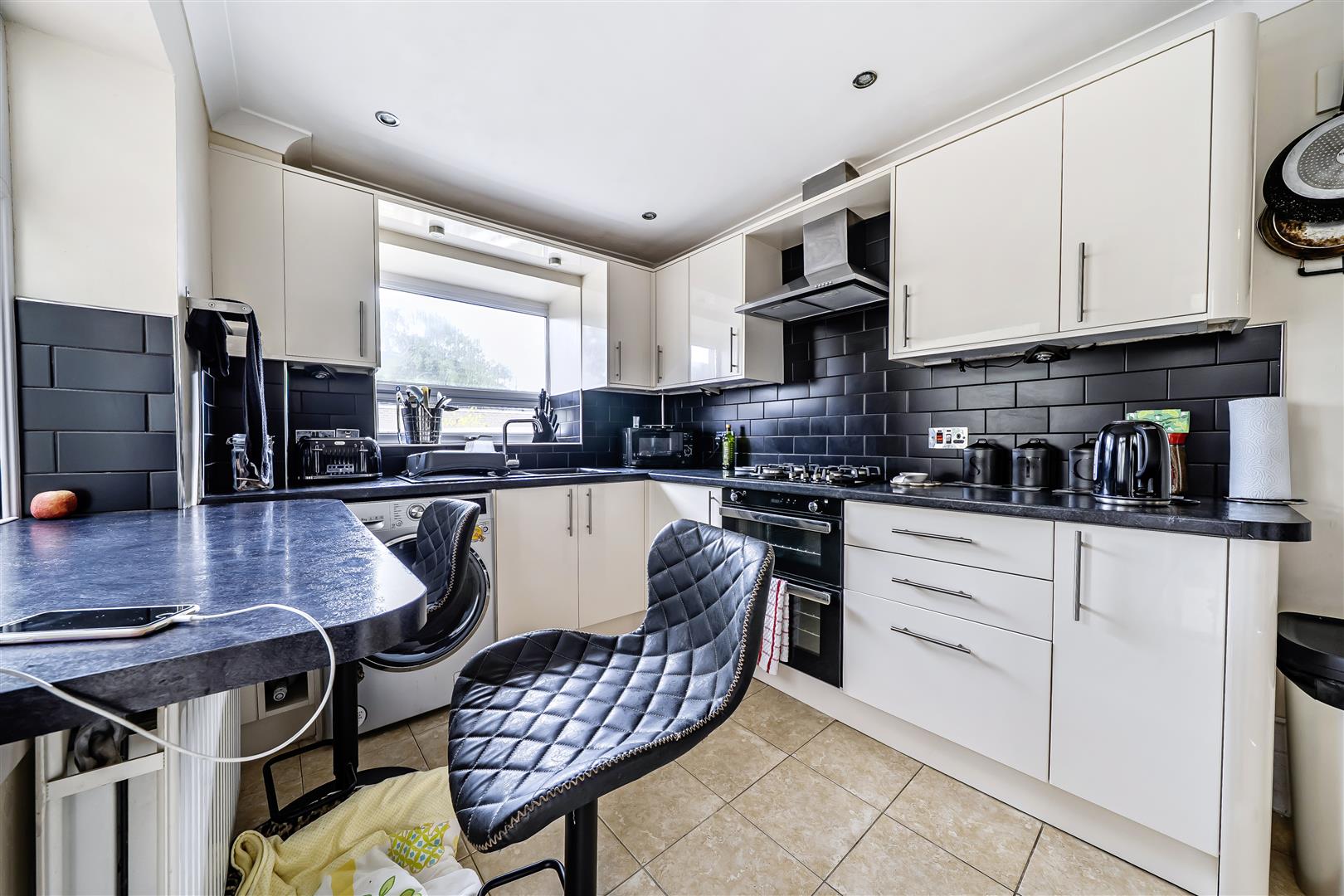 1372 Neath Road, Hafod, Swansea, SA1 2HL